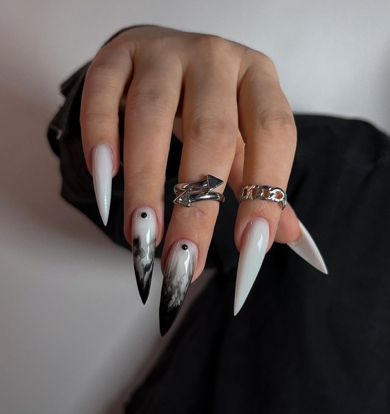 22 Elegant White Fall Nail Designs for a Chic Autumn Look