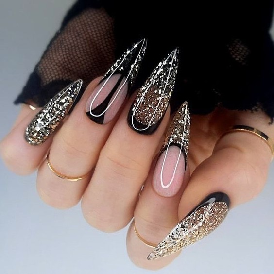 19 Top Fall Nails Glitter Designs: From Subtle to Bold Styles