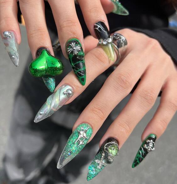 20 Elegant Olive Green Fall Nail Designs for Autumn