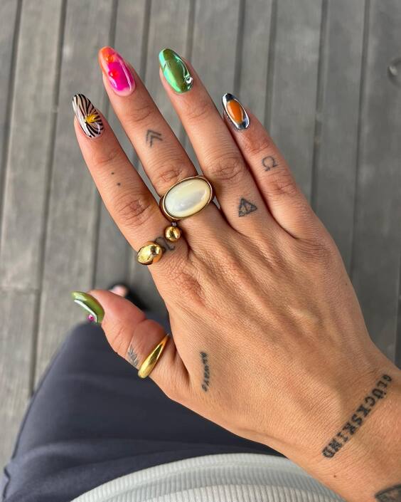 20 Stunning Nail Colors for Every Season: From Bright Neon to Subtle Pastels