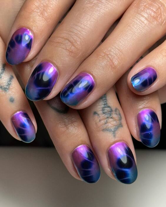 19 Master the Art of Ombre Nails: A Guide to Stunning Gradient Designs