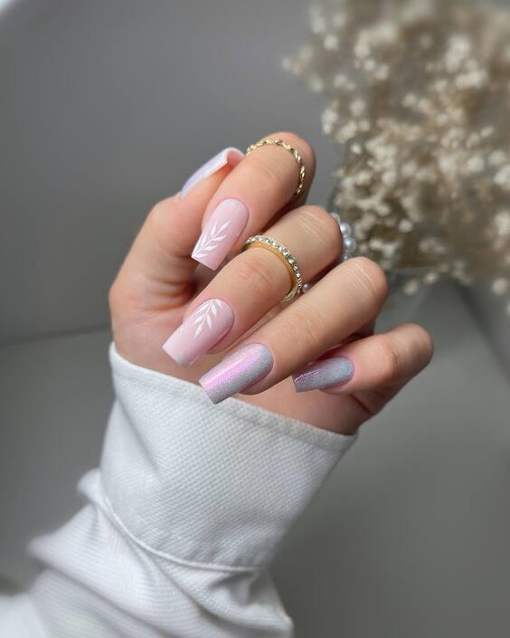 22 Elegant Fall Birthday Nails: Top Styles for Your Special Day!