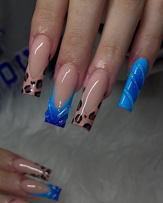 21 Fall Blue Nails 2024: Trendy Designs with Gold Flakes & French Tips