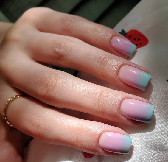 19 Master the Art of Ombre Nails: A Guide to Stunning Gradient Designs