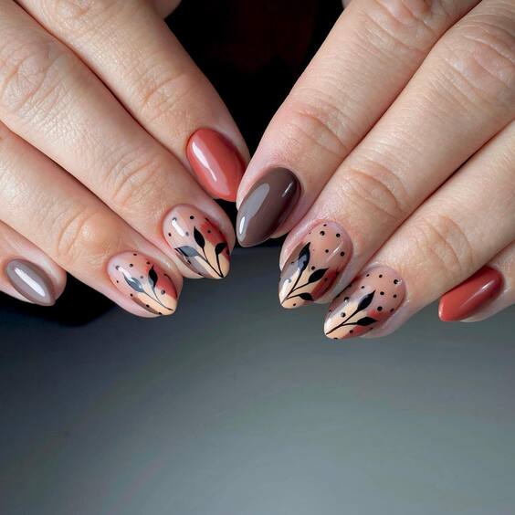 21 Autumn Leaf Nail Art: Trendy Designs for Fall