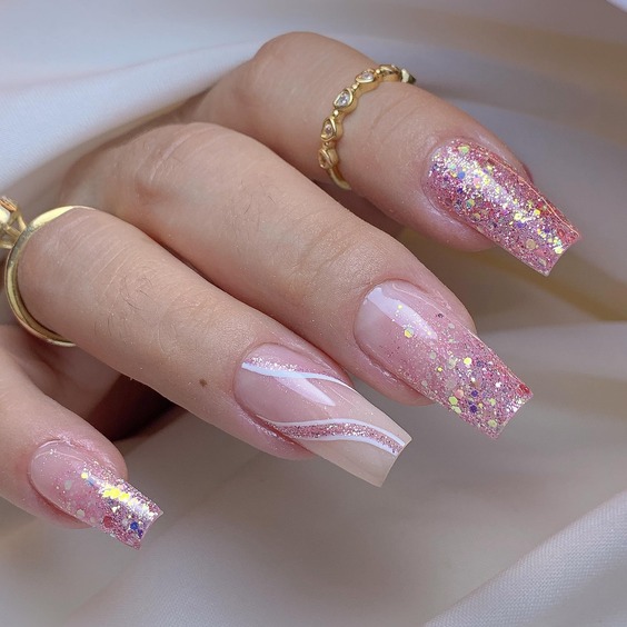 19 Top Fall Nails Glitter Designs: From Subtle to Bold Styles