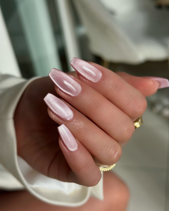 21 Stunning Chrome Nail Colors: Transform Your Nails with Trendy DIY Designs