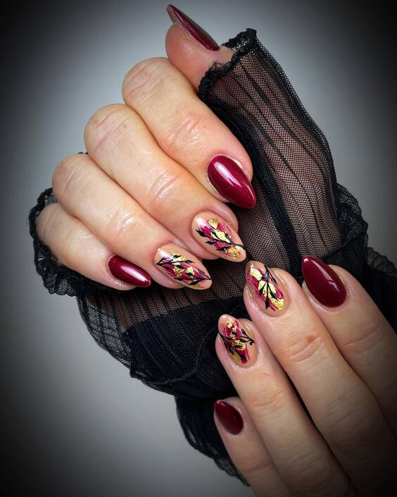 23 Stunning Burgundy Fall Nails: Elegant Designs for Autumn