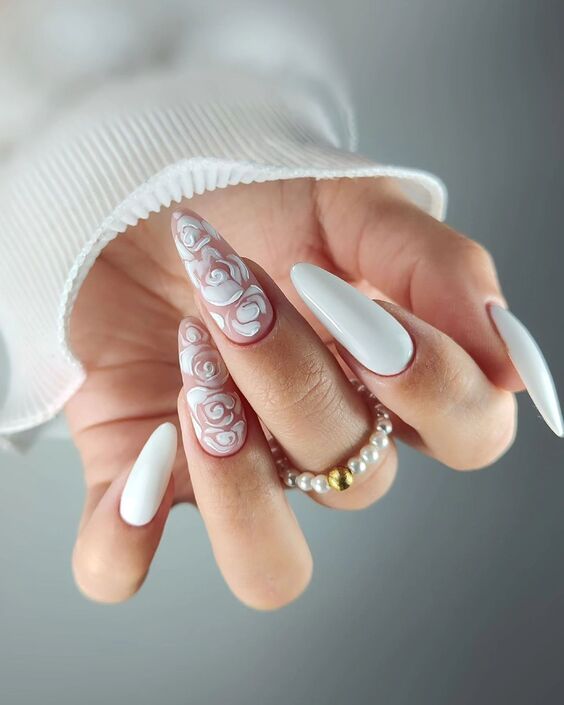 22 Fall Flowers Nail Art 2024: Chic Designs for Every Occasion