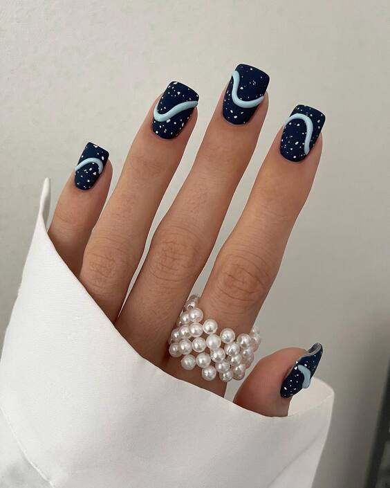 23 Trendy Short Fall Acrylic Nails: Explore Top Designs!