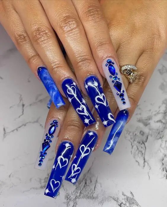 21 Stunning Navy Blue Nail Designs for a Chic Fall Look