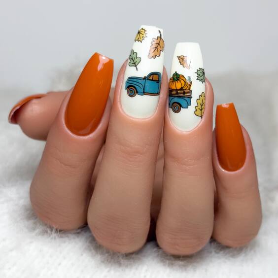 19 Autumn Nail Art: Discover Stunning Fall Tree Designs