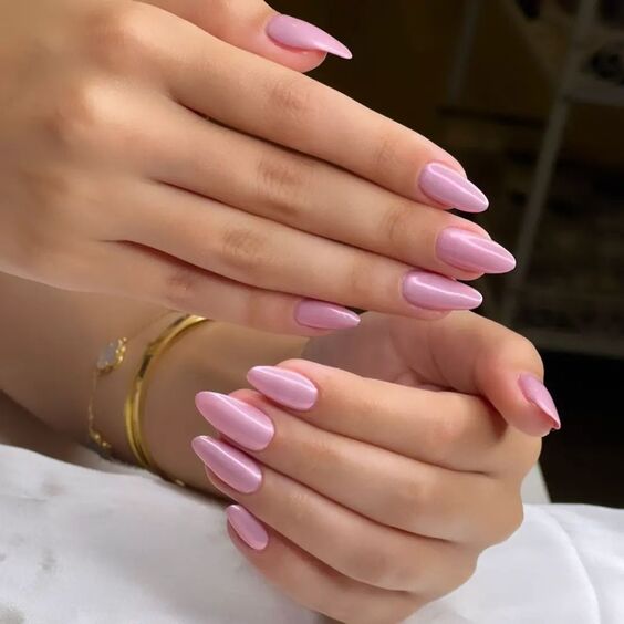 19 Stunning Nude Nail Colors for Every Skin Tone: Tips & Styles 2024