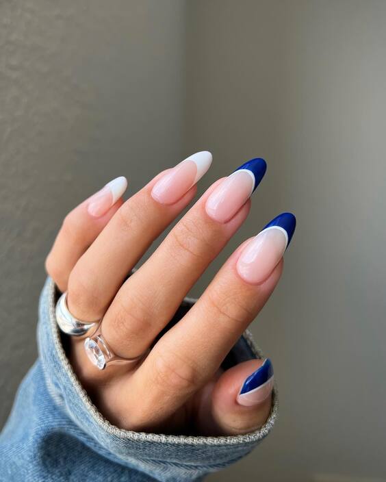 21 Stunning Navy Blue Nail Designs for a Chic Fall Look