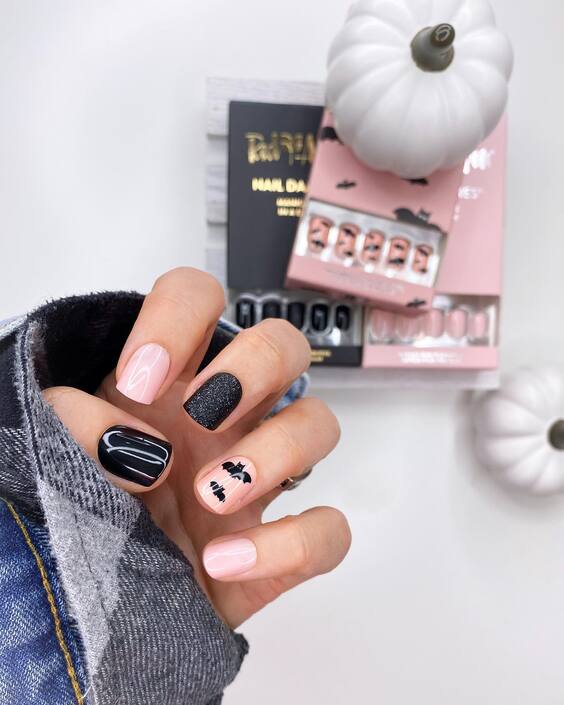 22 Explore Stunning Fall Themed Nails: Designs, Ideas, and Tips for Autumn