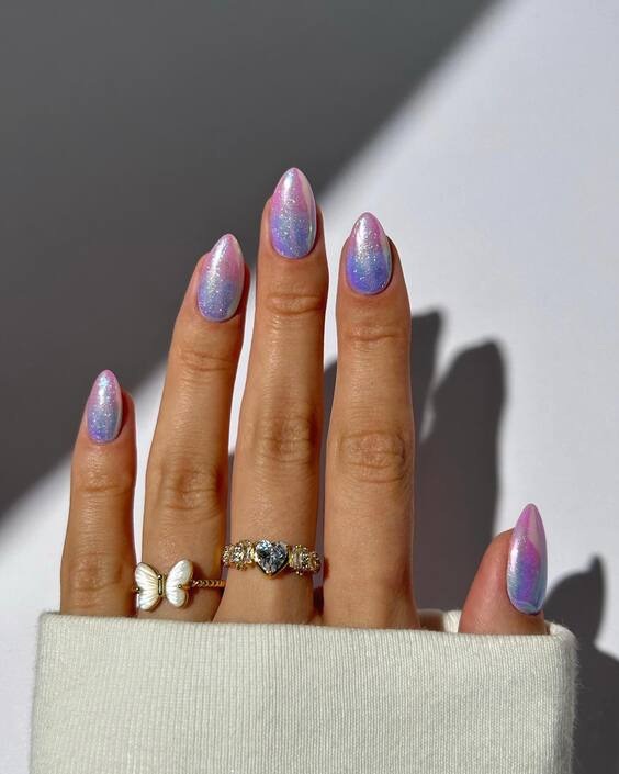 19 Master the Art of Ombre Nails: A Guide to Stunning Gradient Designs