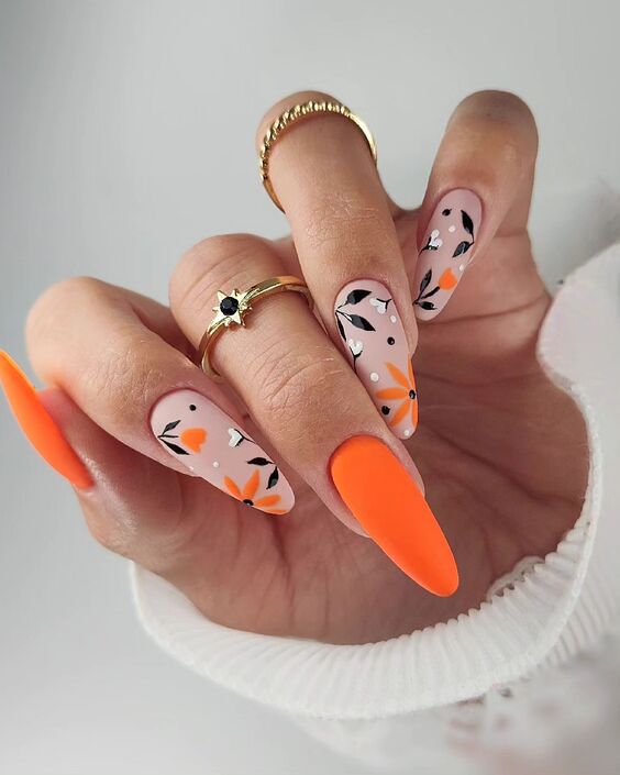 22 Fall Flowers Nail Art 2024: Chic Designs for Every Occasion