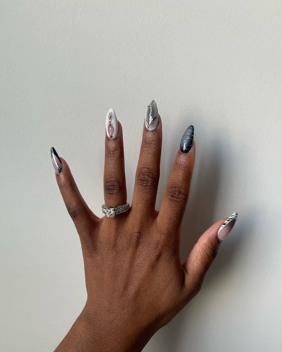 21 Vibrant Fall Nail Designs for Dark Skin 2024: Trendy & Bold Styles