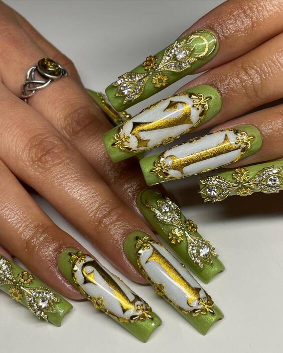 20 Elegant Olive Green Fall Nail Designs for Autumn