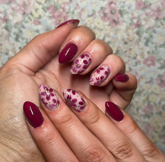 23 Stunning Burgundy Fall Nails: Elegant Designs for Autumn