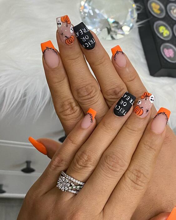 20 Stunning Fall Halloween Nails 2024: Trendy Designs for a Spooky Season