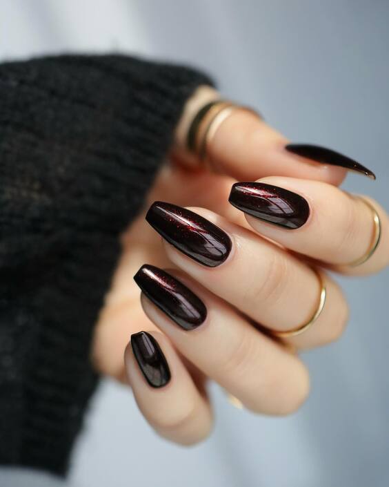 22 Explore Dark Nail Colors & Designs: Burgundy, Navy, Grey for All Seasons