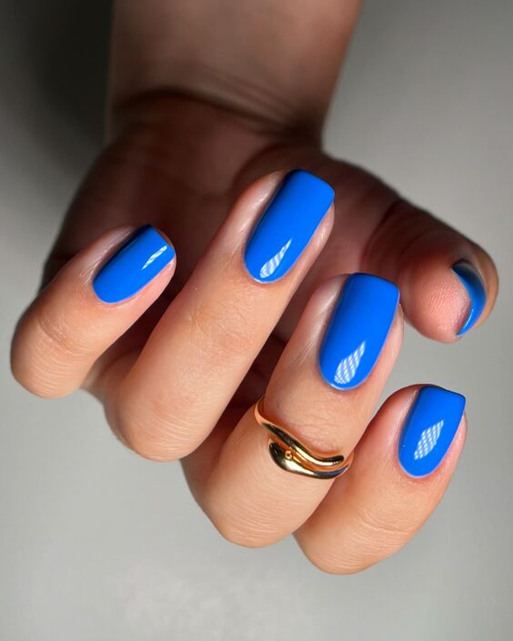 19 Top Blue Nail Colors & Designs for 2024: OPI, Gel, DND & More