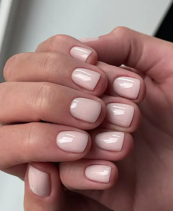 20 Elegant Light Nail Colors: Designs, Tips, and Seasonal Styles