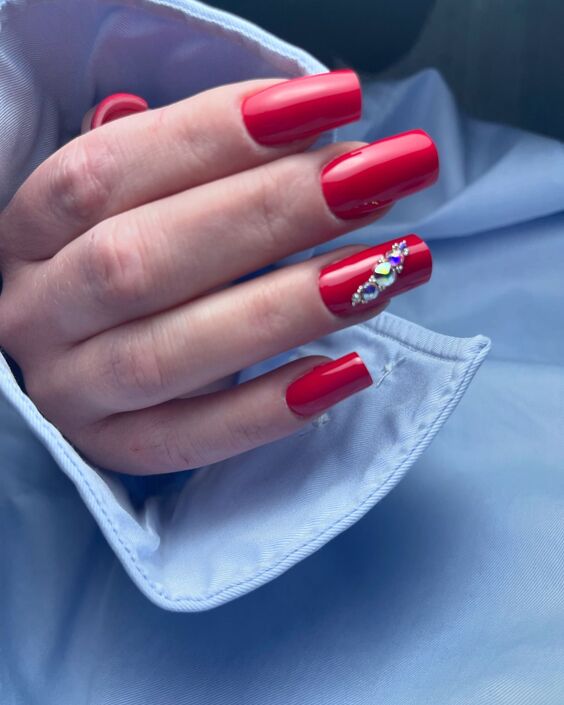 19 Unleash Boldness: Top Red Nail Designs & Where to Wear Them!