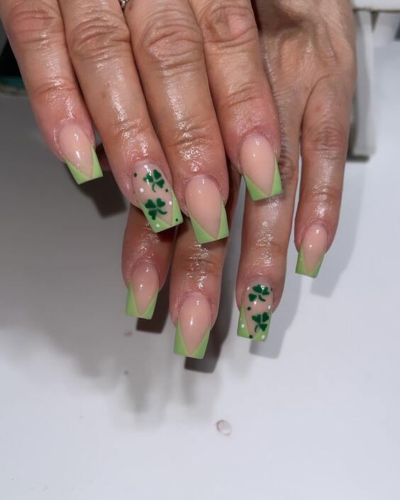 22 Discover the Best Green Nail Colors for 2024: Stylish Ideas and Designs