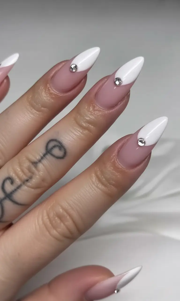 Almond Nails Made for Summer 2025 Crystal-Tipped Minimalism