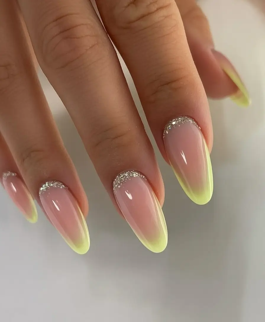 Cutest Summer Nails for 2025 Lemon Glow: Soft Yellow Ombre With Glitter Roots