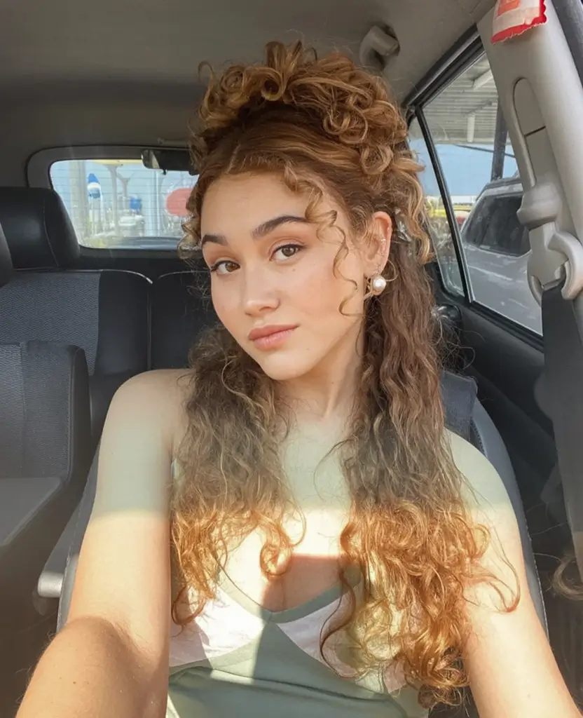 effortless natural hair inspiration for summer 2025! Soft Curls With High Crown Volume