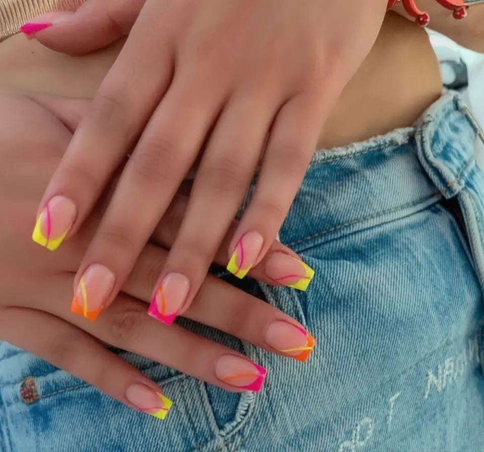 Fun Nail Art Ideas for 2025 Summer Electric Sunset Stripes