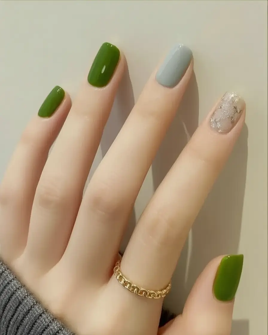 Green Summer Nails for 2025 Days Olive & Cloud Tones Mix