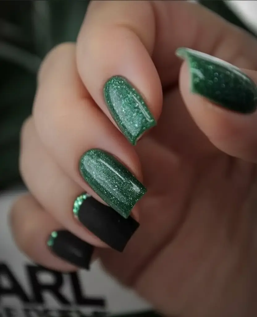 Green Summer Nails for 2025 Days Midnight Emerald Sparkle