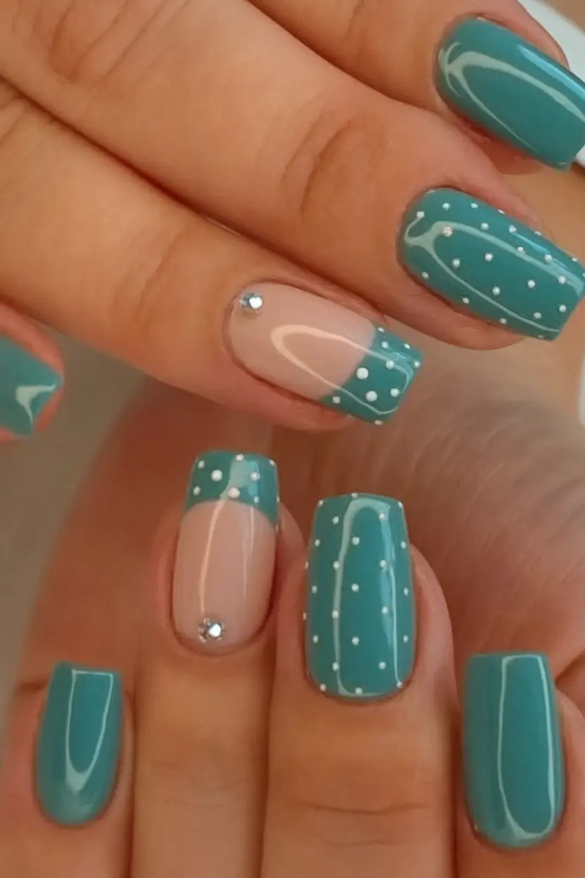 Green Summer Nails for 2025 Days Mint Dots & Crystal Accents