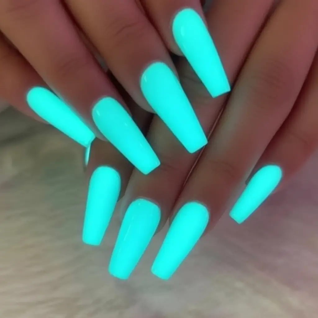 Neon Nails That Pop in 2025 Glowstorm