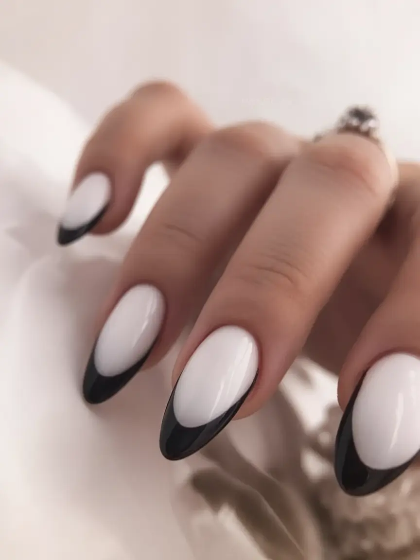 Pretty Nails You’ll Love in 2025 Minimalist Monochrome French Tip