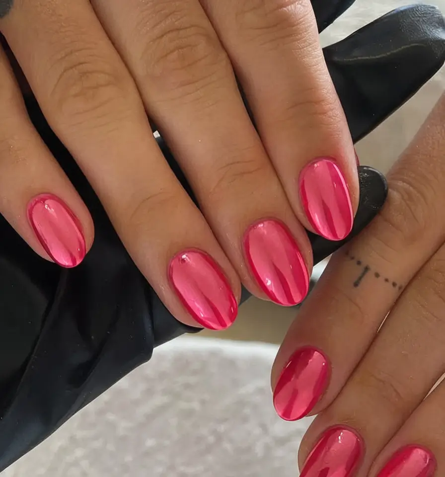 Pretty Nails You’ll Love in 2025 High-Gloss Barbiecore Pink