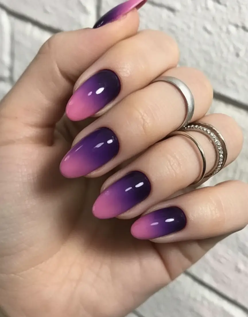 Purple Nail Inspo for 2025 Summer Glossy Plum-to-Pink Fade with Almond Shape