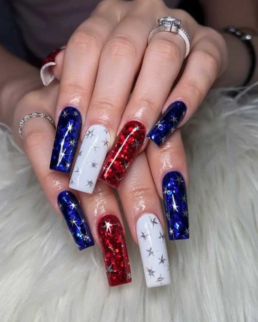 Effortless July 4th Nails for 2025 Patriotic Glitter With Starry Details