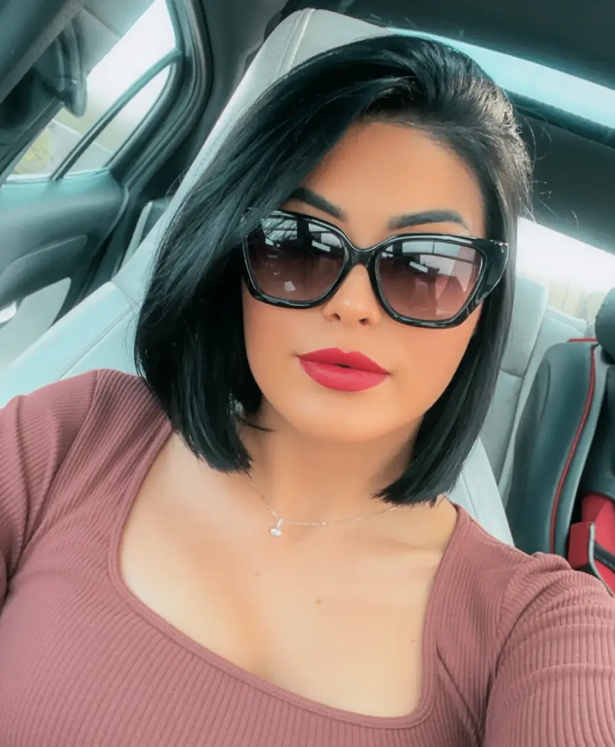 end of summer hairstyles ideas 2025 Blunt Bob With Power Gloss