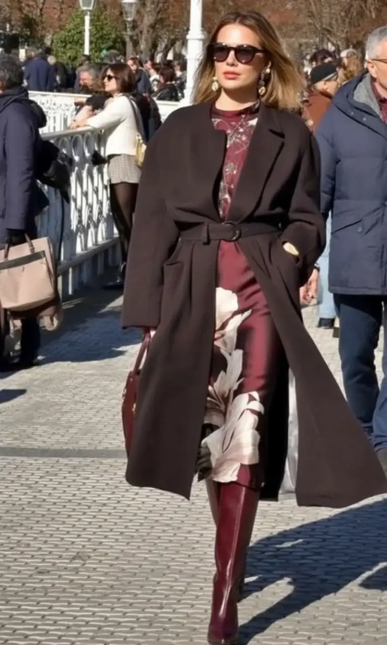 fall old money outfits ideas 2025 Floral Drama Under Wraps
