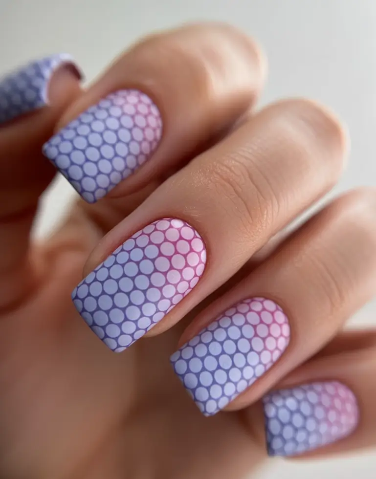 Nail Designs to Try in August 2025 Pastel Gradient With Honeycomb Pattern