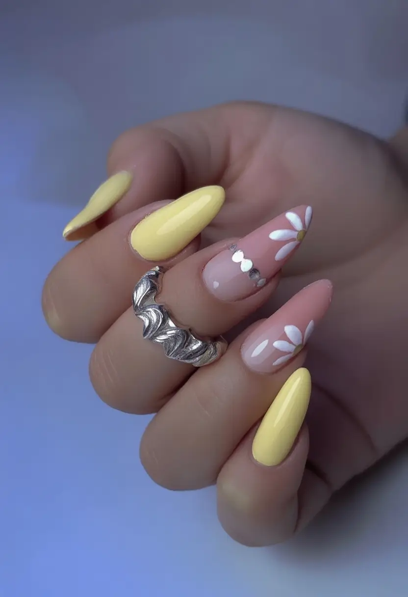 Nail Designs to Try in August 2025 Daisy Chain Dreams