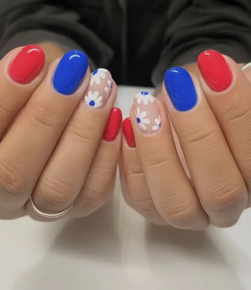 Red, White & Blue Nails for 4th of july 2025 Daisy Pop Americana