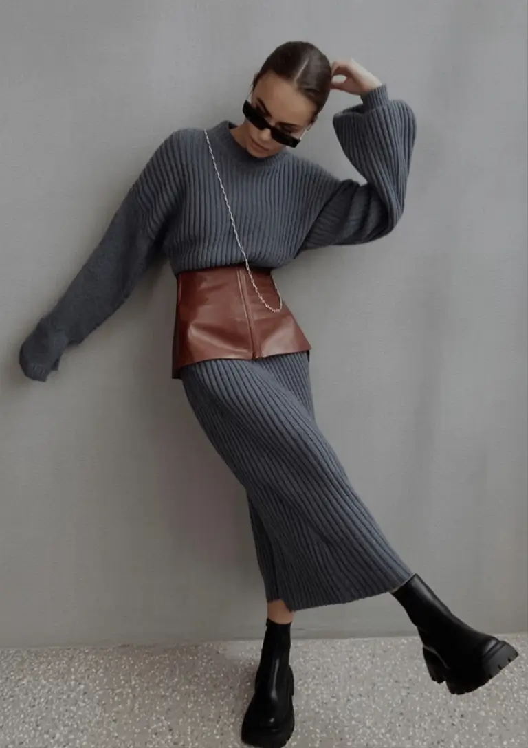 2025 Fall Cozy outfits Ideas 2025 Cozy Edge with Leather Accent