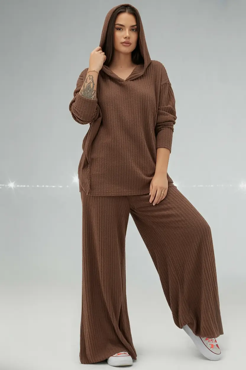 Chic Midsize outfits to Try This Fall 2025 Chocolate Knit Set Energy